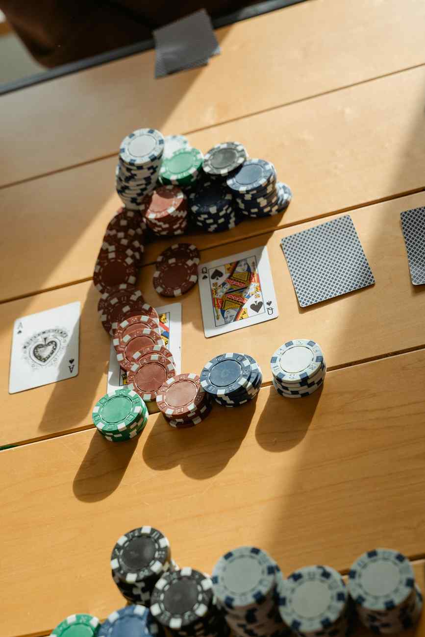 The Rise of Live Casino Games: Why They Became Mainstream